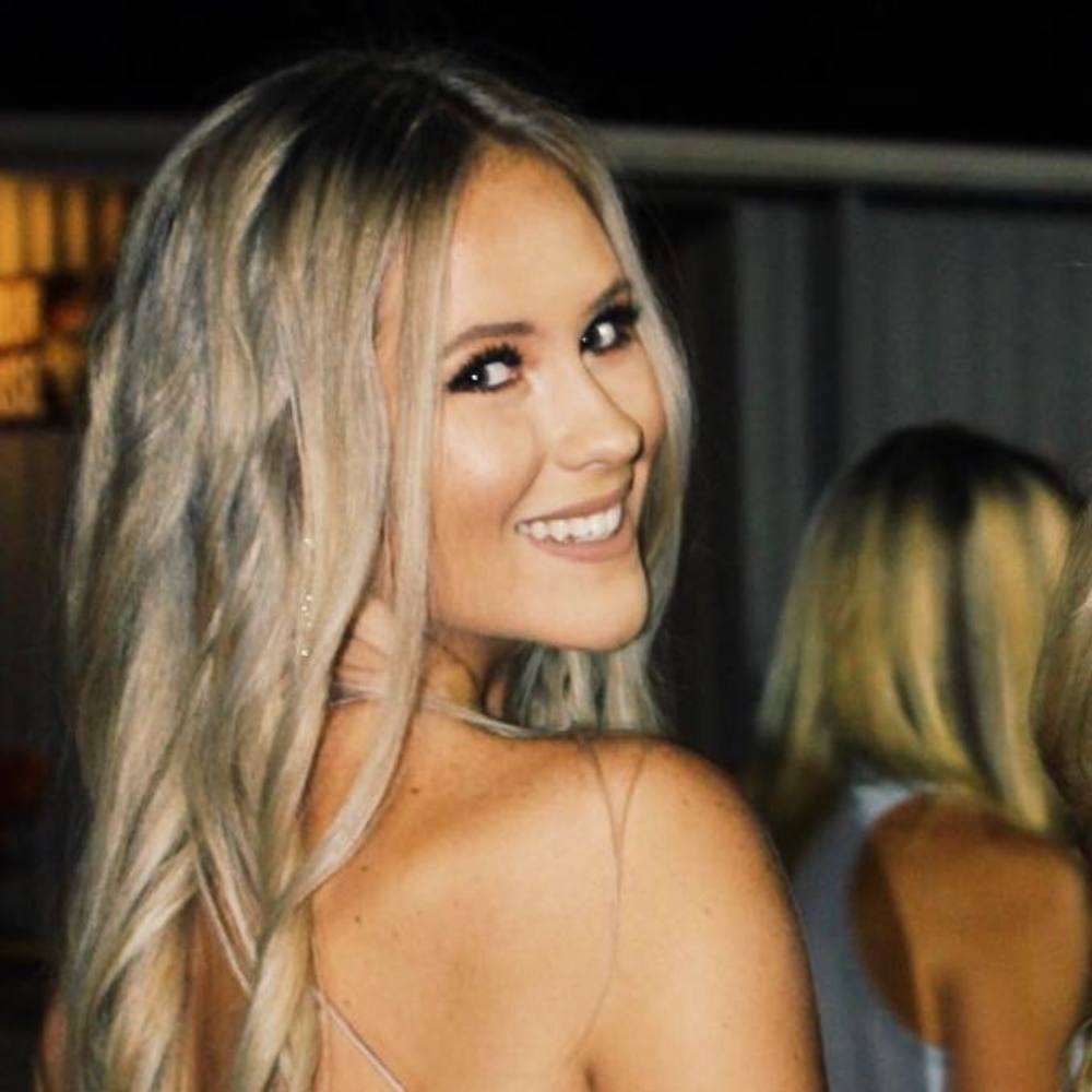 Meet your Posher, Anna claire